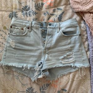 Levi Cut Off Demin Shorts